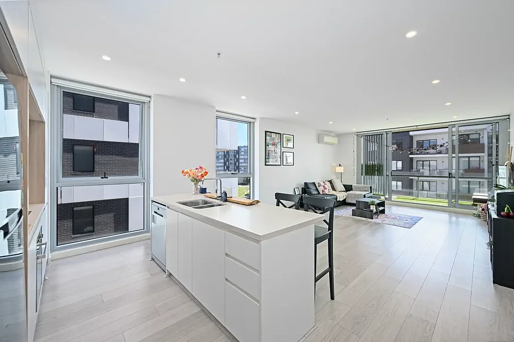 501/8 Aviators Way, Penrith, NSW 2750