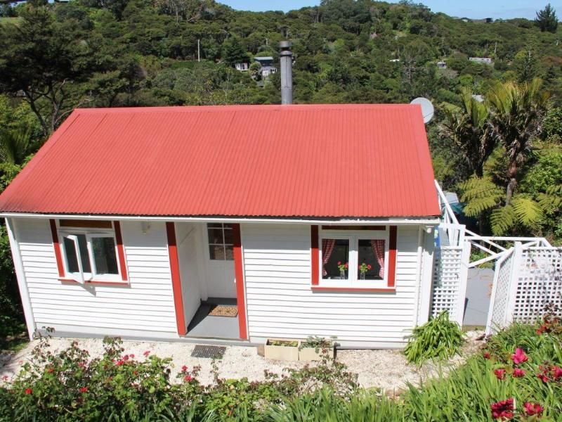 69 Fairview Crescent, Omiha, Auckland, 2 Kuwarto, 1 Banyo