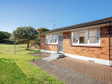 Onehunga 2房  Superb Starter in Prime Location