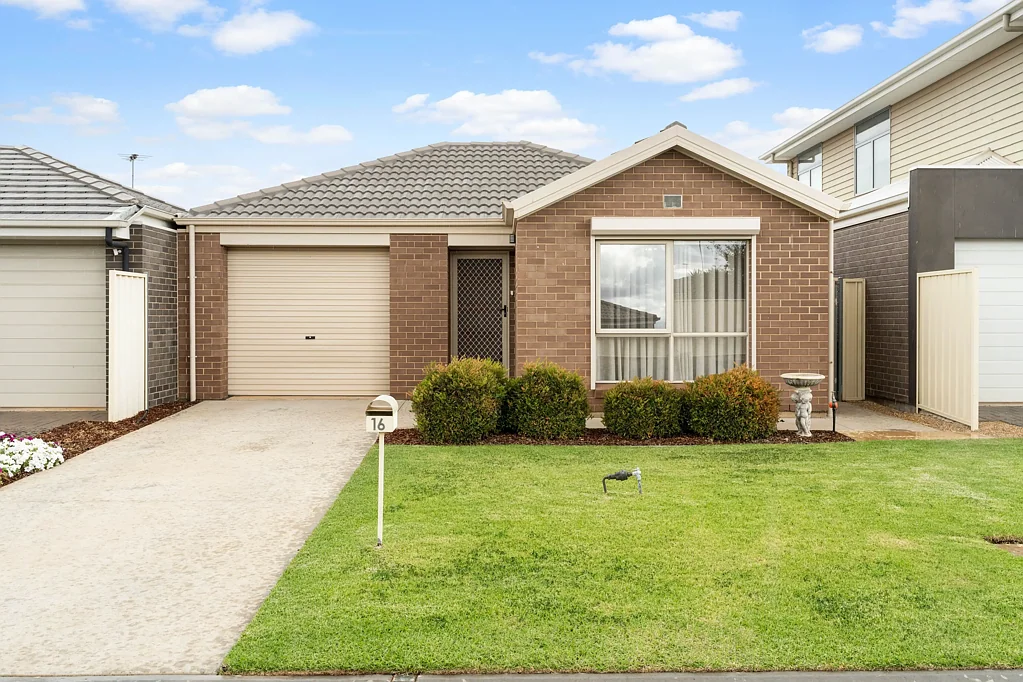 16 Willys Street, Munno Para West, SA 5115