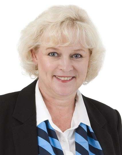 Cathryn van Breda