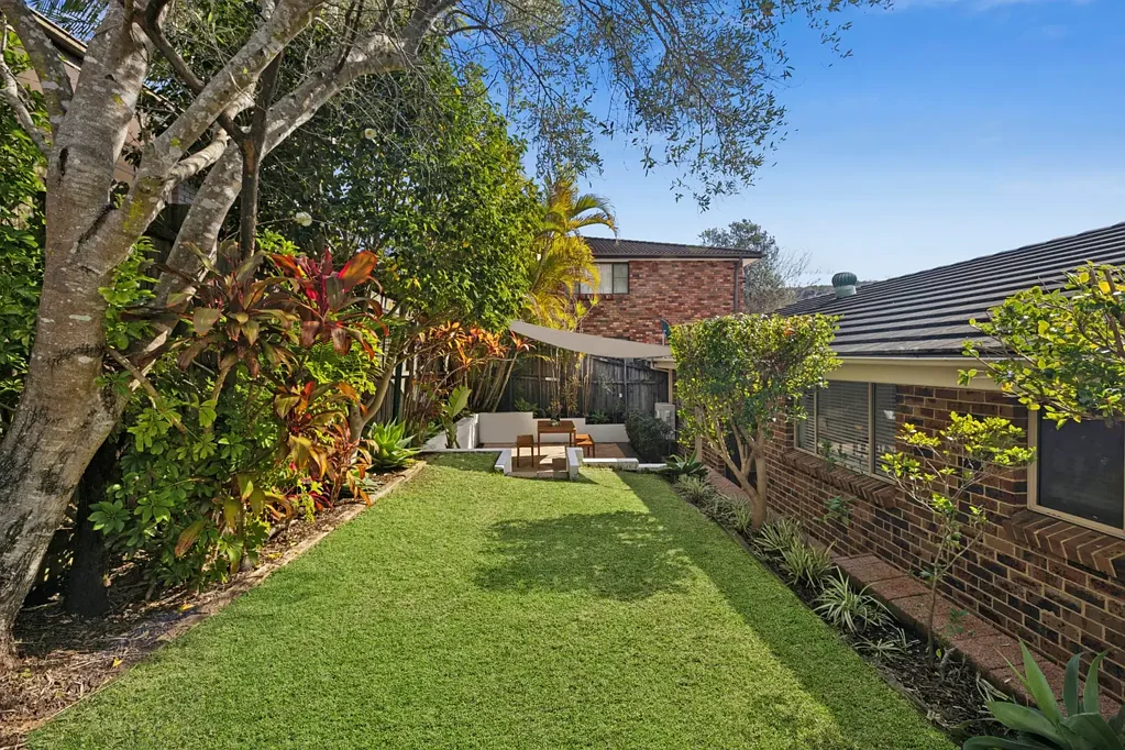 Cromer 3ਬੈੱਡਰੂਮ North-facing single level home offers relaxed family living