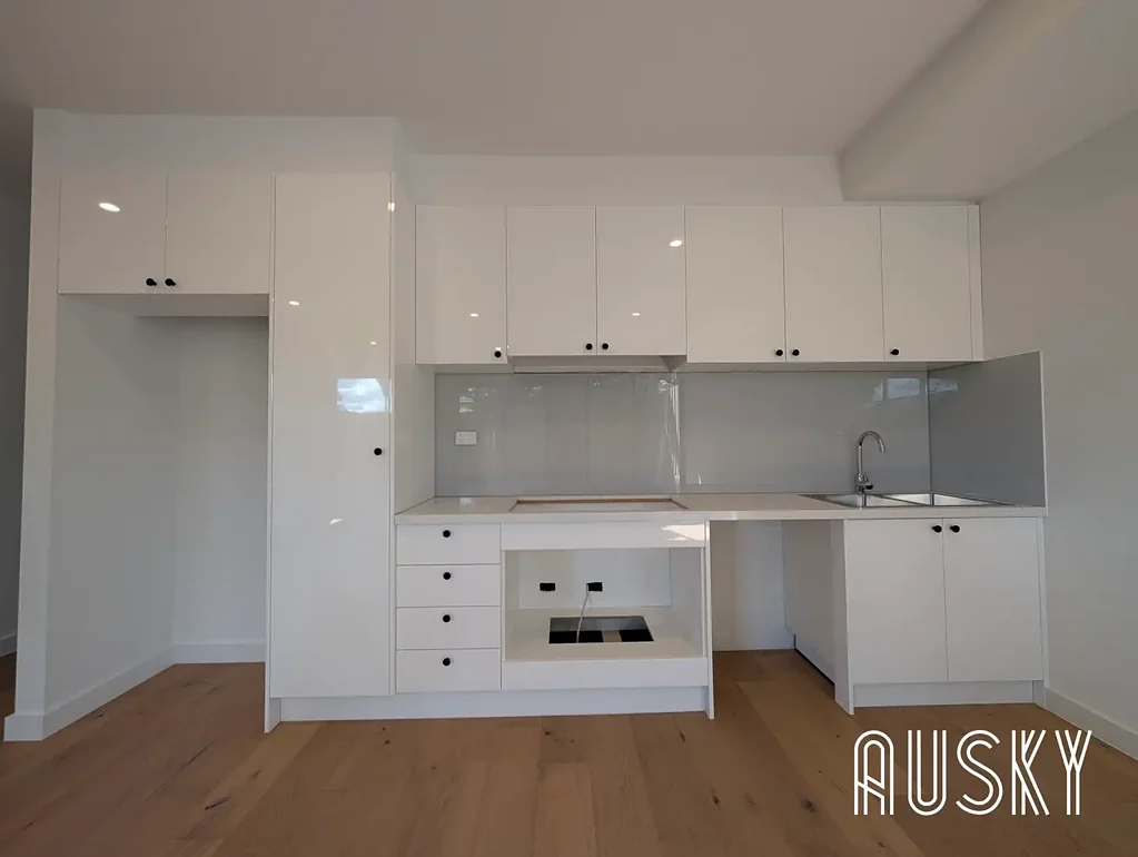 Modern New Townhouse for Rent in Doncaster
