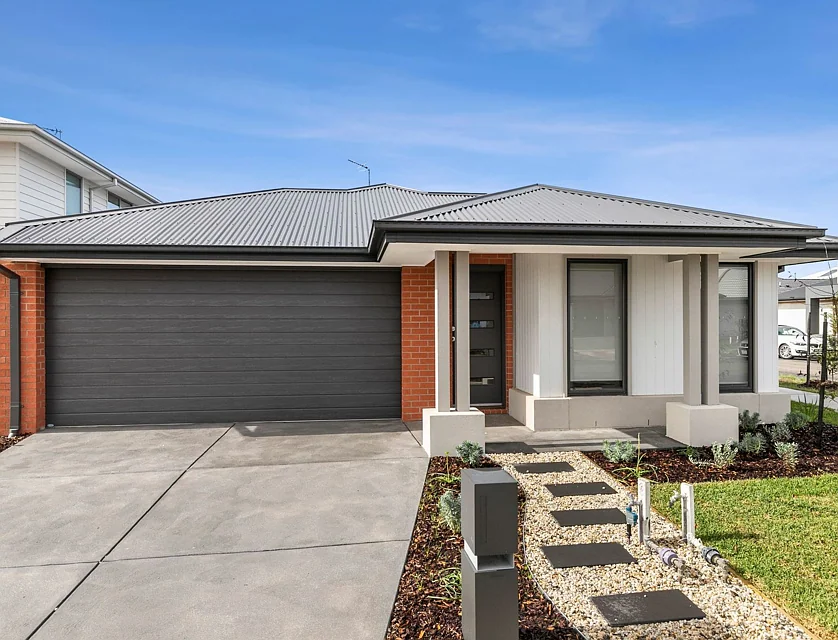 11 Robinson Street, Armstrong Creek, Geelong, 4 chambres, 2 salles de bain, House