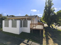 1/37 Simon Ellice Drive, Bayview