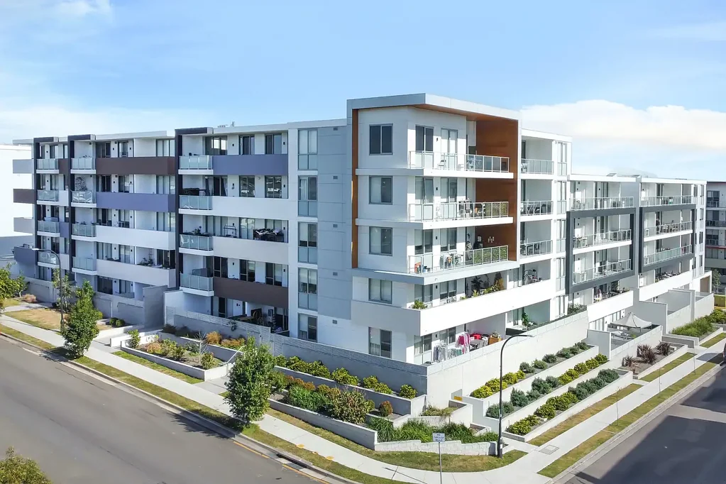 Schofields 3Zimmer Top Level, Sun Drenched and Spacious Apartment Just 15 Minute Walk to Schofields Train Station!