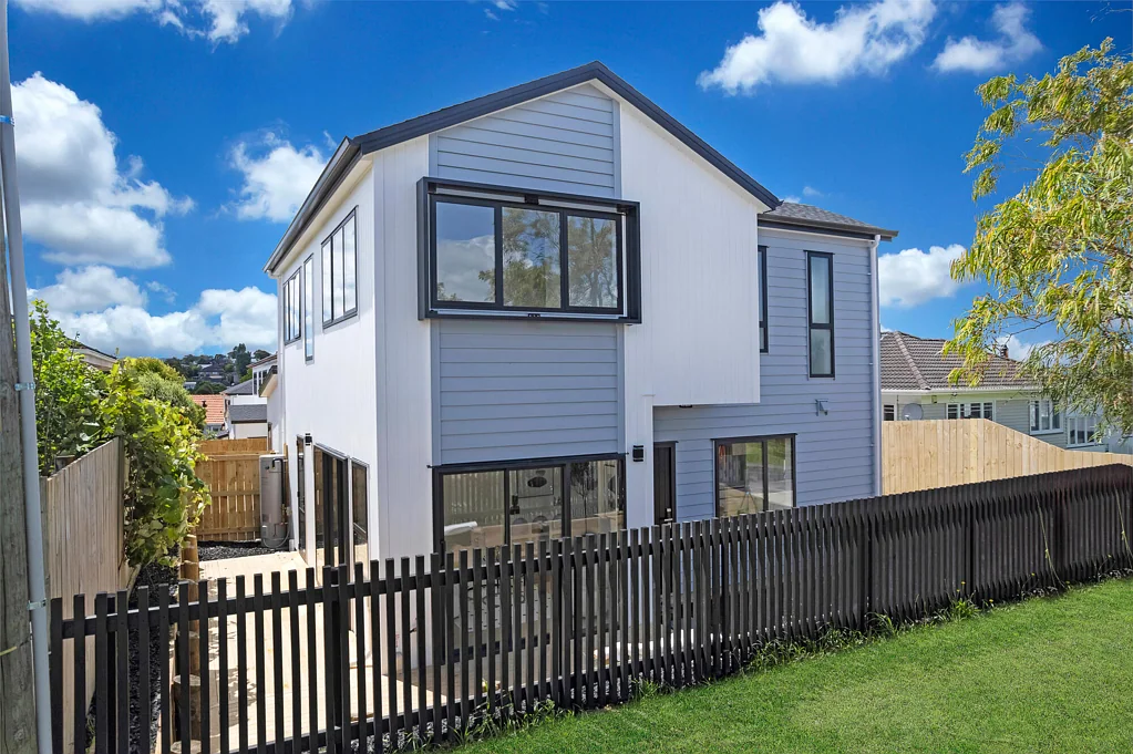Avondale 3房  New Freehold Homes - Freestanding & Duplex!