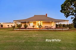 258 River Avenue, Birdwoodton