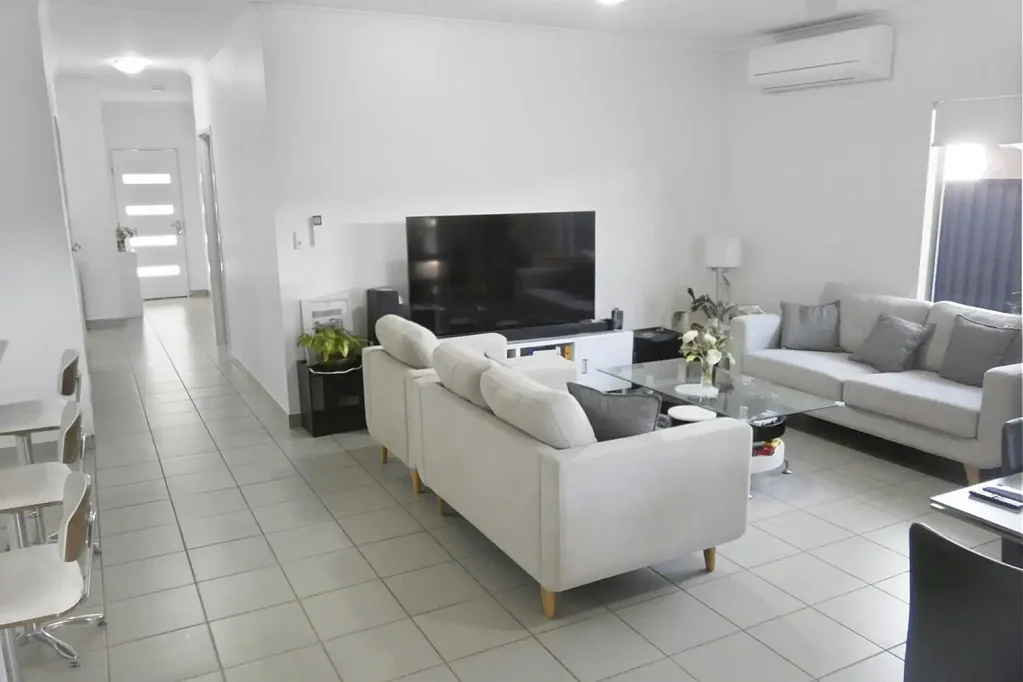 Zuccoli 5房  Modern Dual Occupancy opportunity ($980 per week)