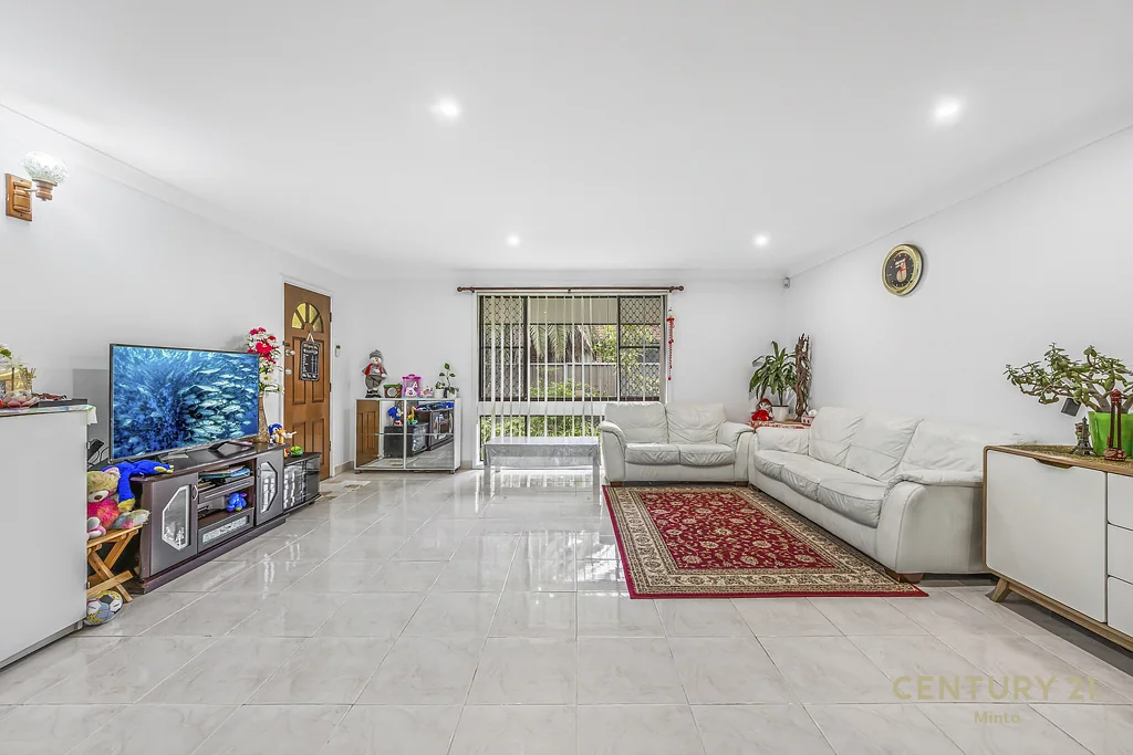 3/34 Minto Road, Minto, NSW 2566