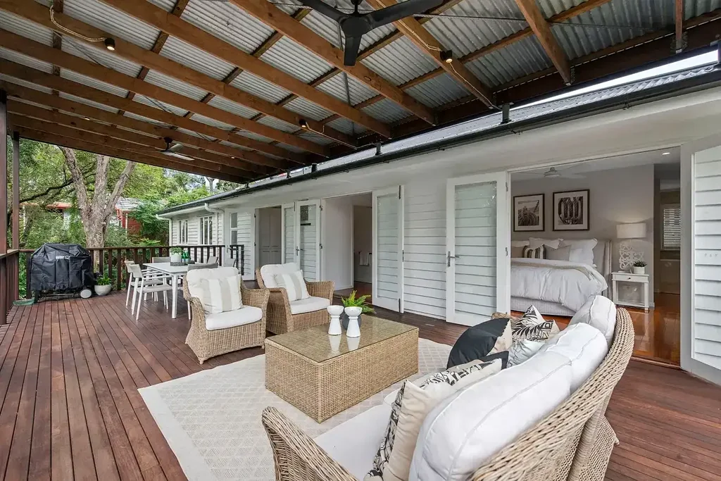STUNNING ELEVATED 4 BEDROOM HOME IN GREAT LOCATION!