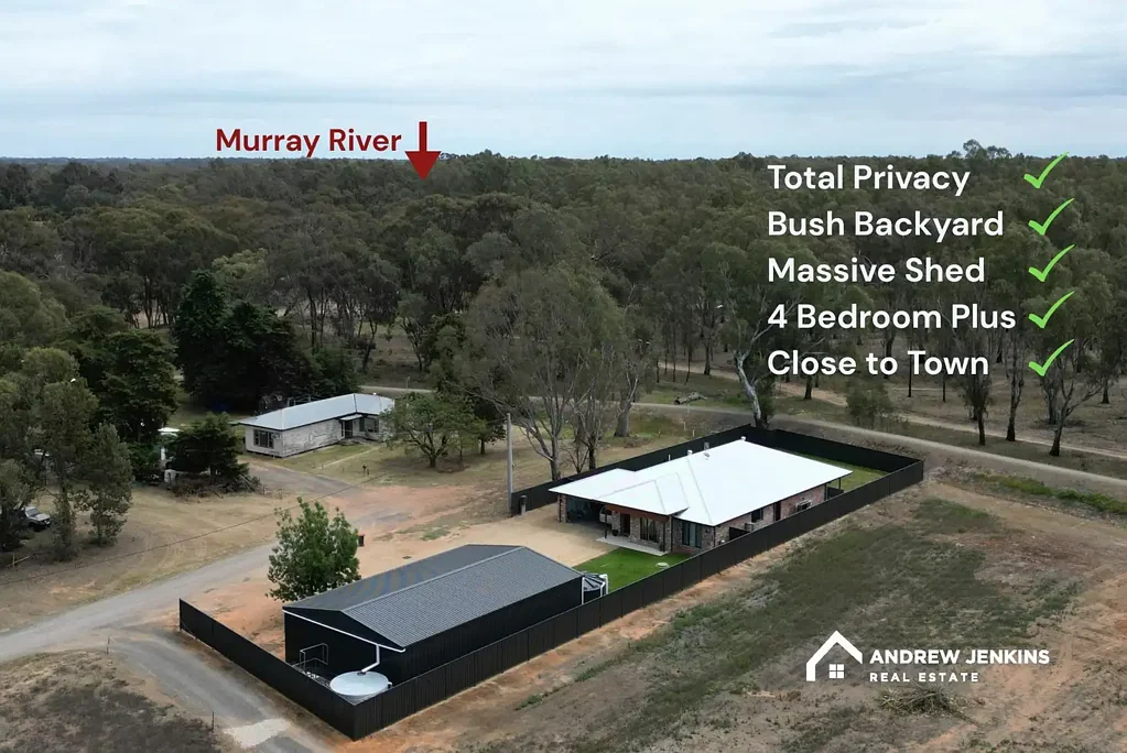 Cobram 4 Bedroom Murray Bushland Retreat with Modern Luxury Living