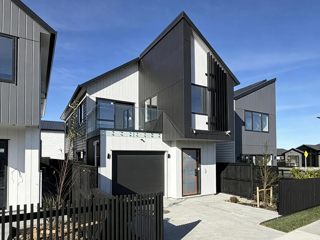 Milldale 3 Slaapkamer Your Own Space, Inside and Out