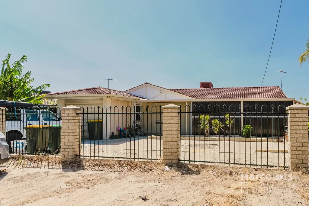 15 Stoate Place, Mirrabooka, WA 6061
