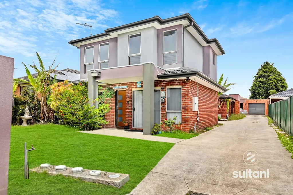 FOR RENT 
Comfortable & Convenient Living in Dandenong