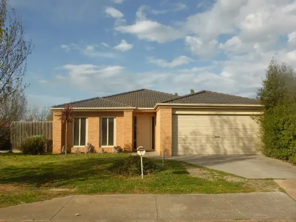 Easy Living In Convenient Location