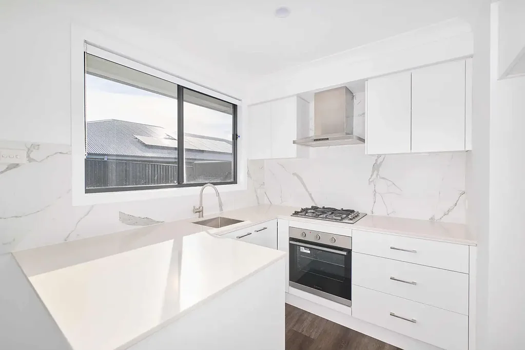 SLEEK & MODERN!