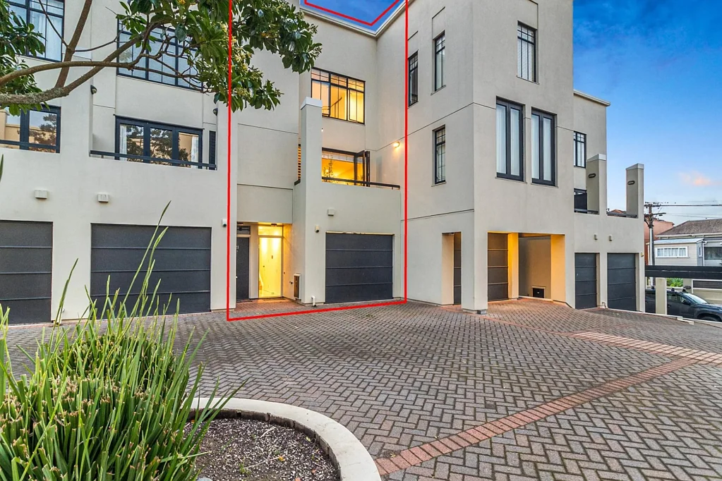 Two Bedrooms in Parnell