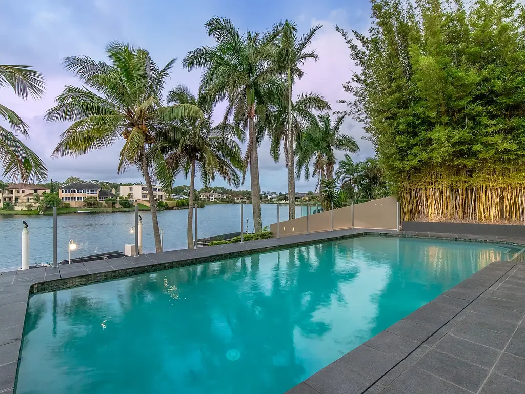 Exclusive North-Facing Waterfront Residence