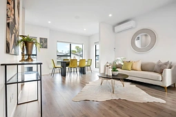 6/105 Hobsonville Road, West Harbour