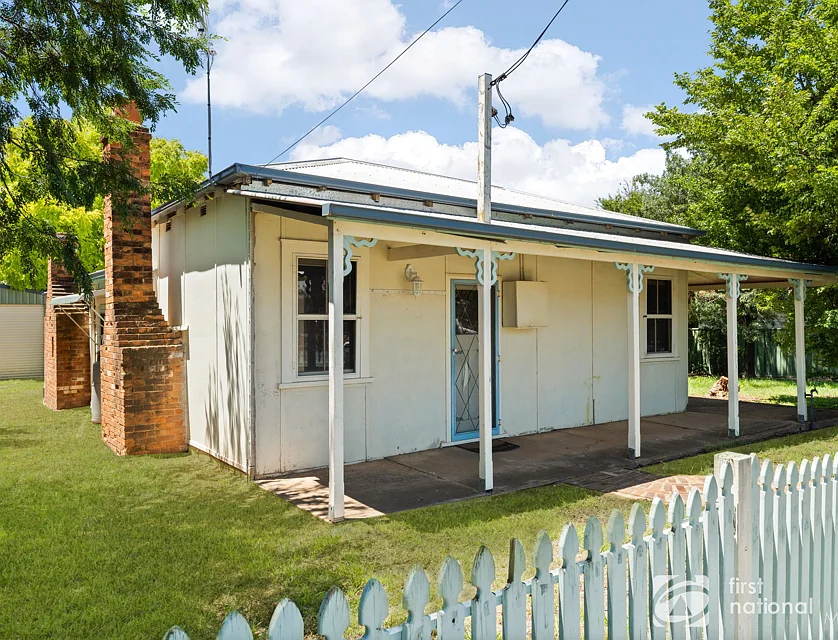 102 - 104 Denison Street, Mudgee, North West, 3 Bedrooms, 1 Bathrooms, House