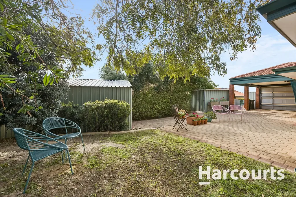 Quinns Rocks 4房  **UNDER OFFER BY KATHY & STEVE TEAM**