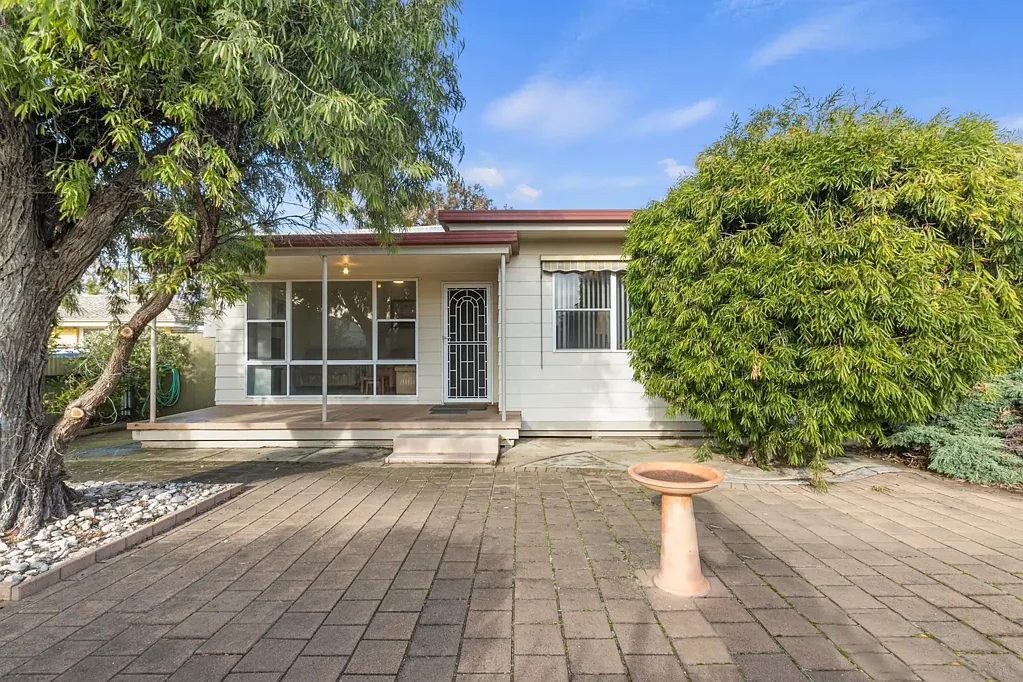 Ardrossan 3chambre Low-Maintenance Living in a Quiet, Convenient Location