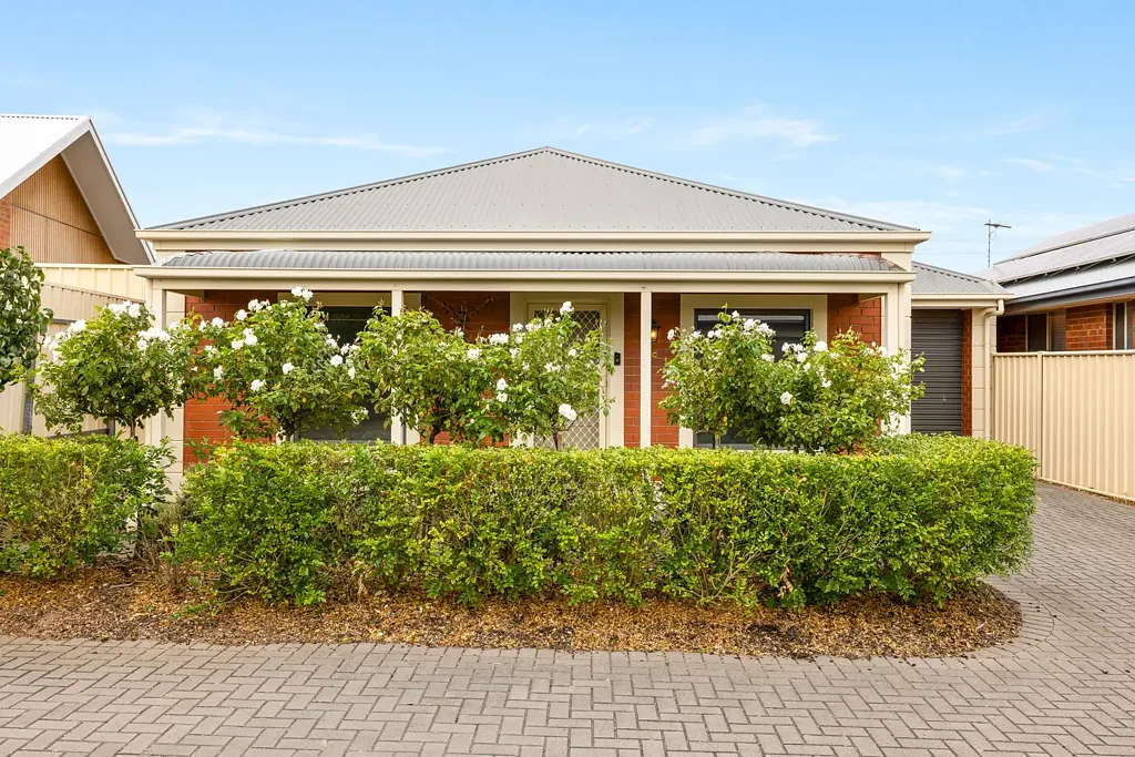 Northfield 3chambre Refreshed Interiors, Garden Charm and Easy Living