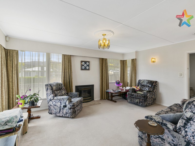 8 Reading Street, Wainuiomata, Lower Hutt, 3 રૂમ, 0 બાથરૂમ