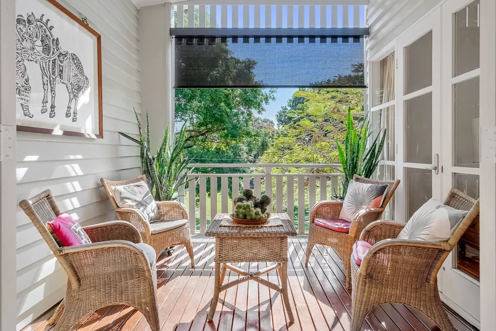 6 Gill Street, Holland Park, QLD 4121