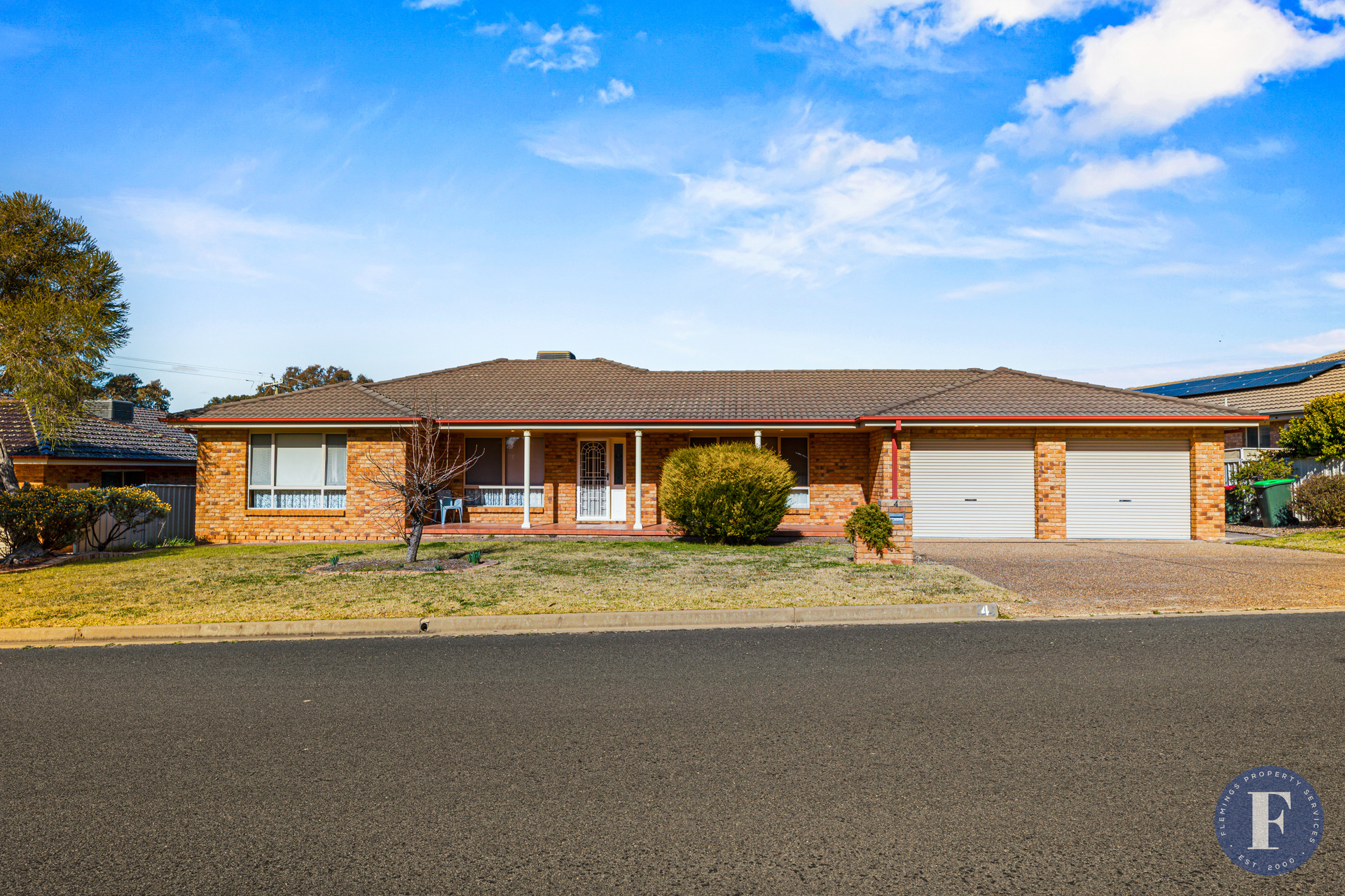 4 SHEAHAN ST, COOTAMUNDRA NSW 2590, 0部屋, 0バスルーム, House