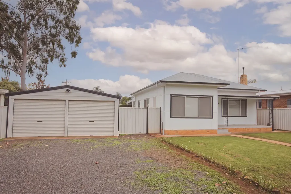 Renovated and Sure to Impress!