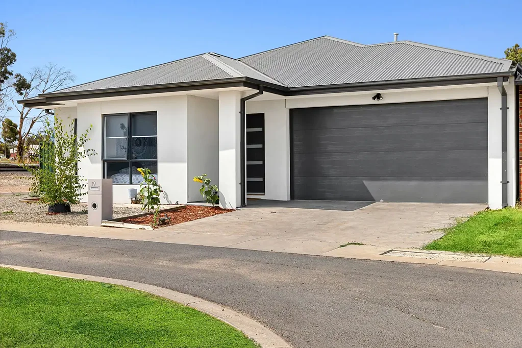 Maryborough 4 Bedroom Warm & Inviting Family Home in Maryborough