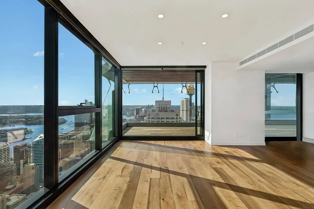 Sydney 3房 悉尼CBD核心 72层270°全景 Miele高端电器 世界级设施 礼宾服务 双车位 Sophisticated Sky-High Living in ‘Greenland’ with World-Class Views