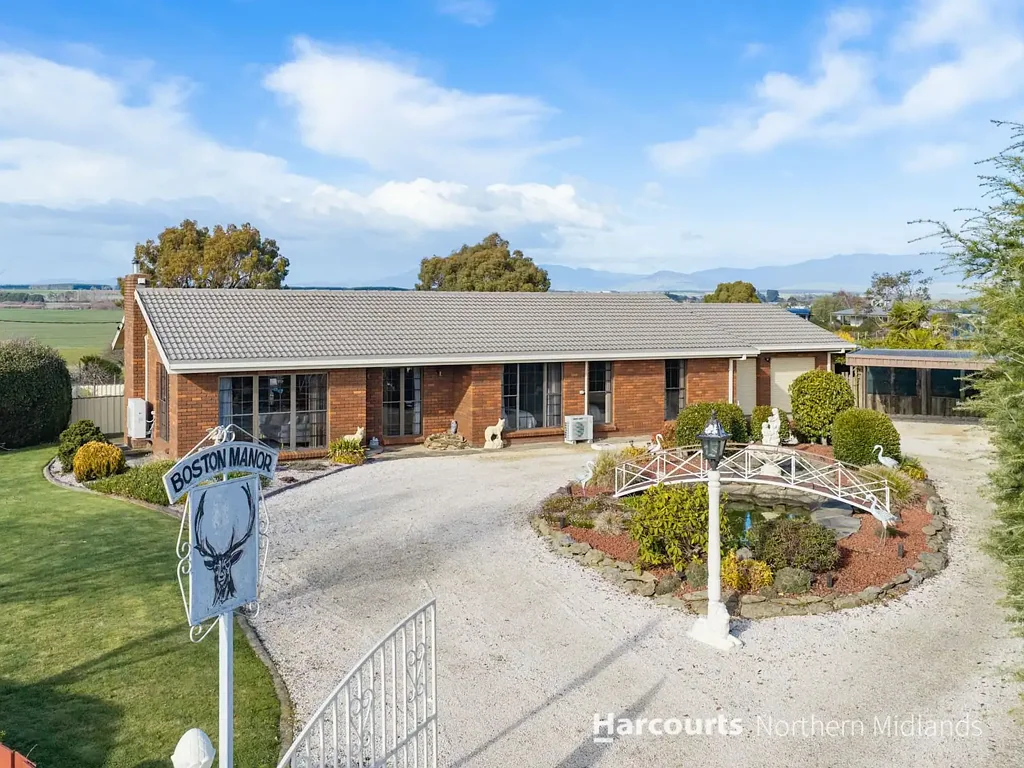 Cressy 3Moenga Room to Grow, Views to Love