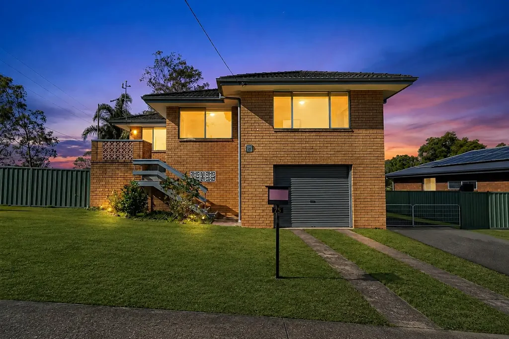 Taree 4房  Spacious Family Home with Extensive Workshop & Storage Facilities
