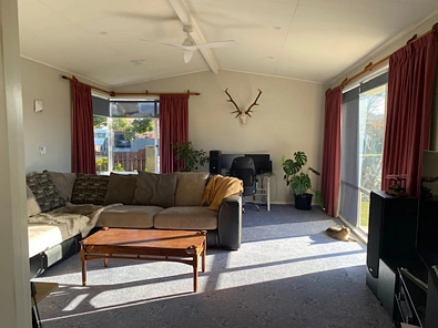 CENTRAL 3 BEDROOM HOME
