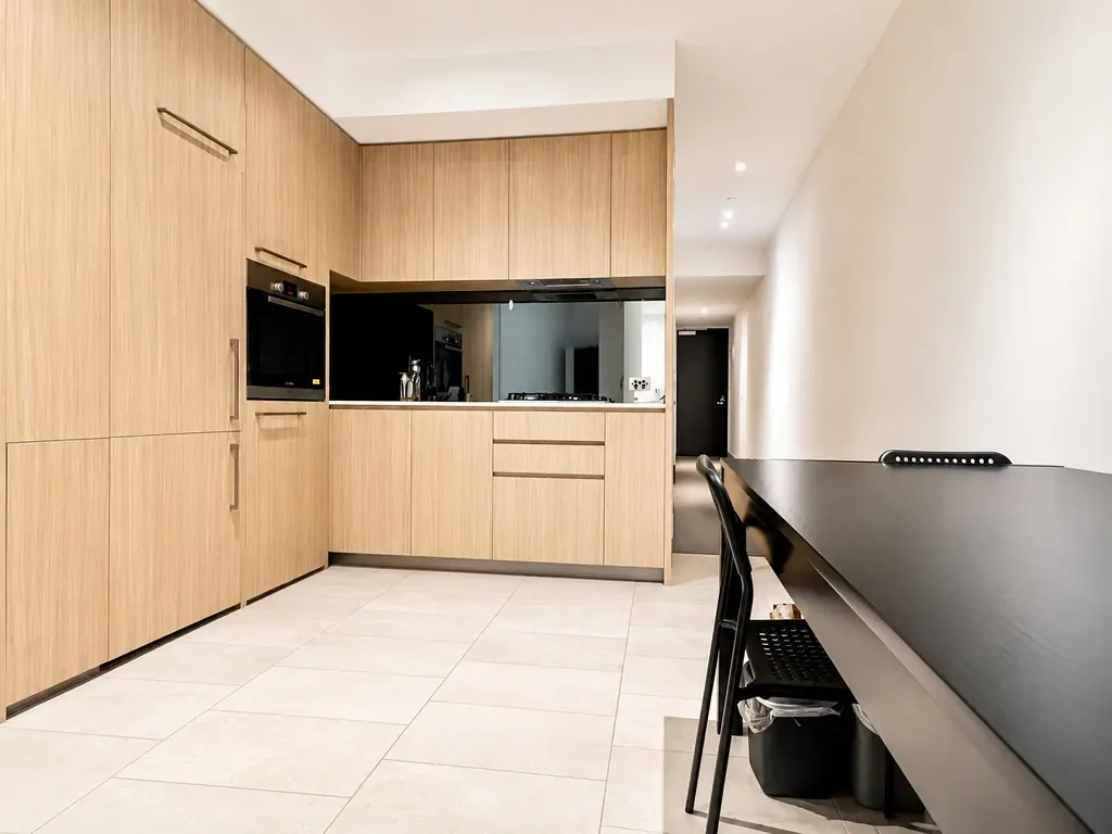 For Lease - Furnished 3 Bedroom Apartment in Fulton Lane Apartment Complex