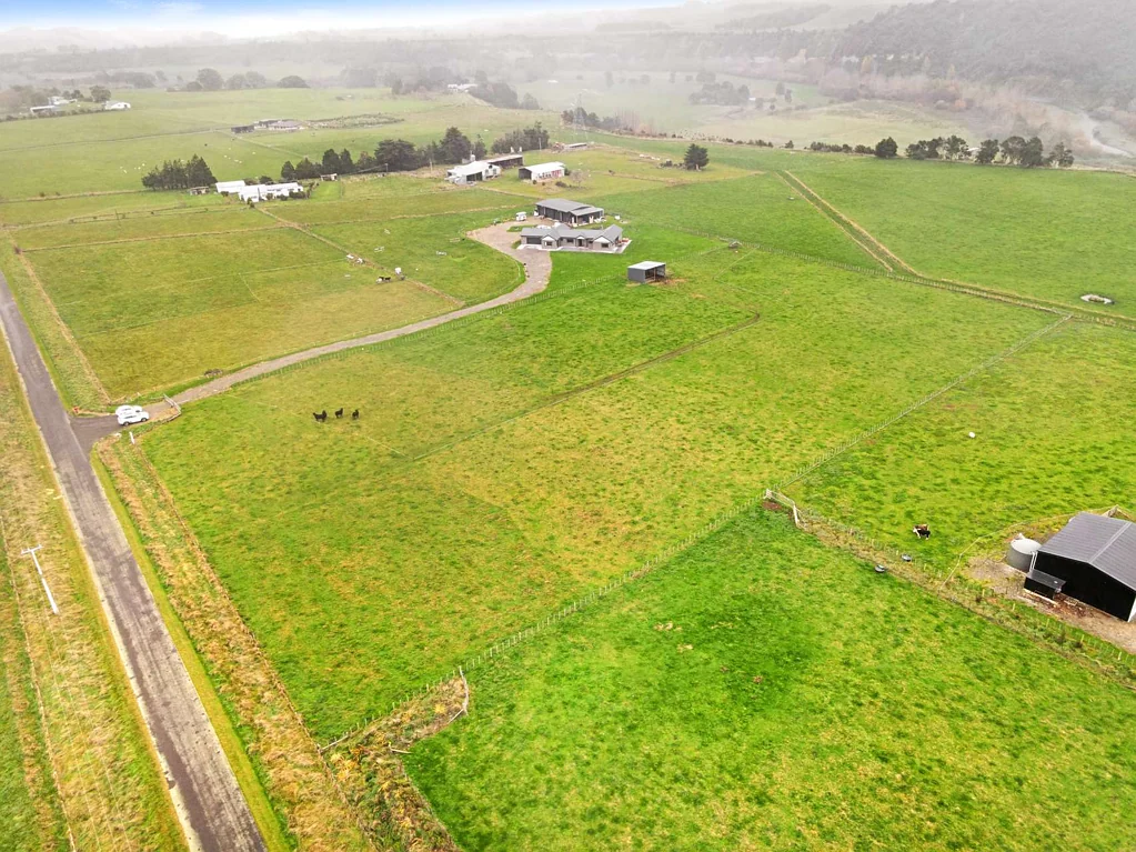Pohangina Create Your Dream Lifestyle on 4 Acres in Kiwitea.