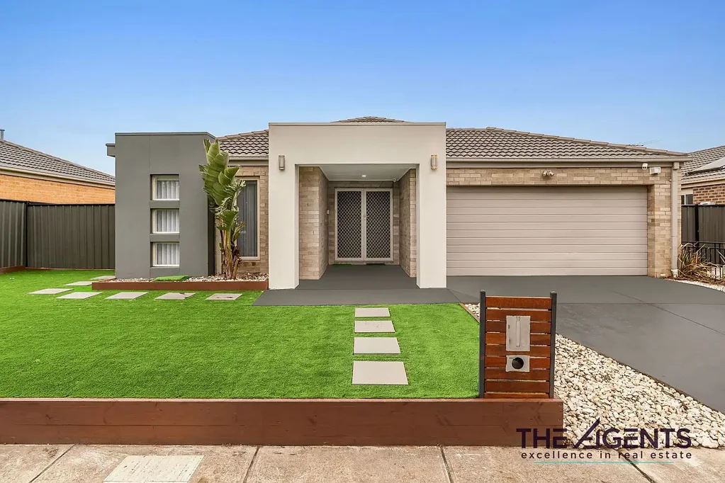 Tarneit 4ห้องนอน Freshly Renovated Family Living in a Prime Tarneit Location, Move Straight In!