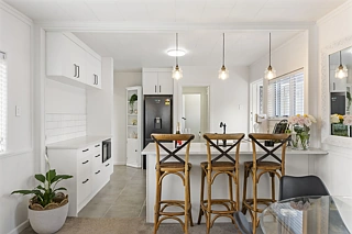 2/49 Waterloo Street, Howick, Manukau City