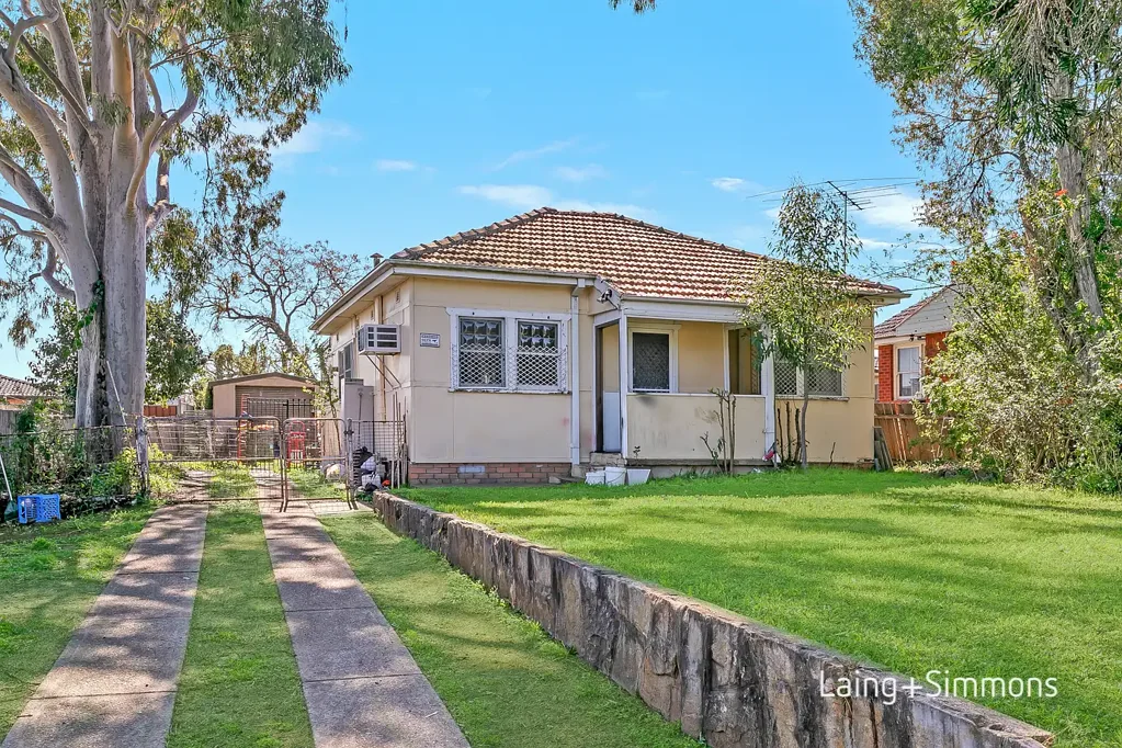 Mount Druitt 3房 黄金地段临街宽 579sqm阔地 私密朝北 优享学园 公园 通勤便捷 Prime Renovation or Rebuild Opportunity in a Sought-After Location