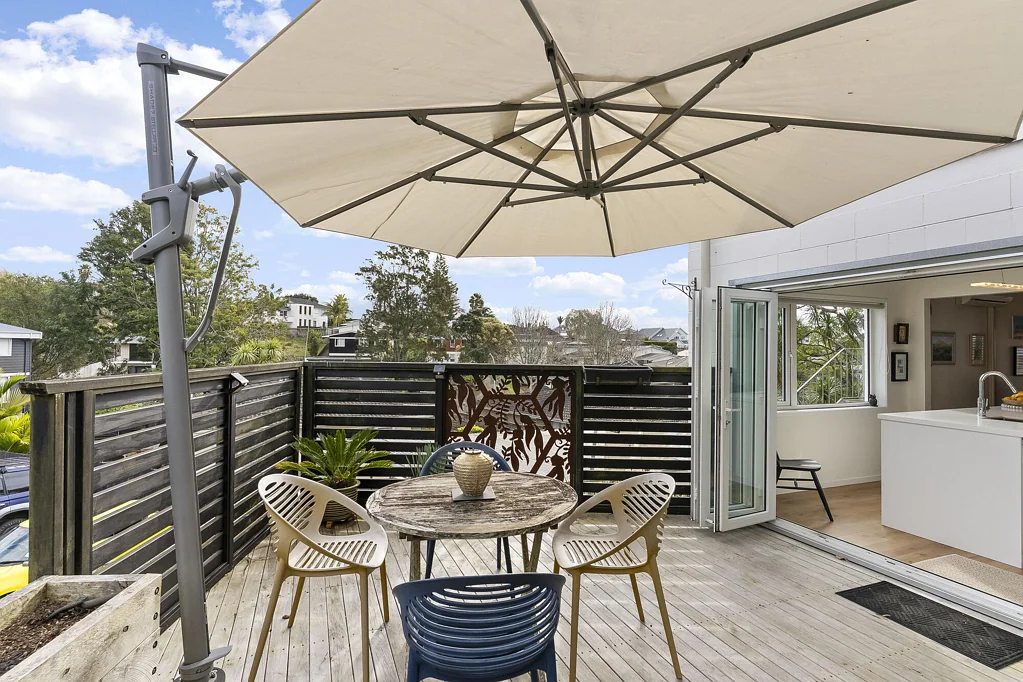 Kingsland 2Zimmer Prime Kingsland Living - Vendor Ready To Act!