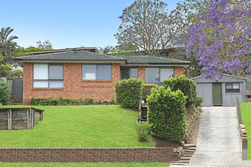 Dapto 4房  Partly Renovated Home – Finish It Your Way
