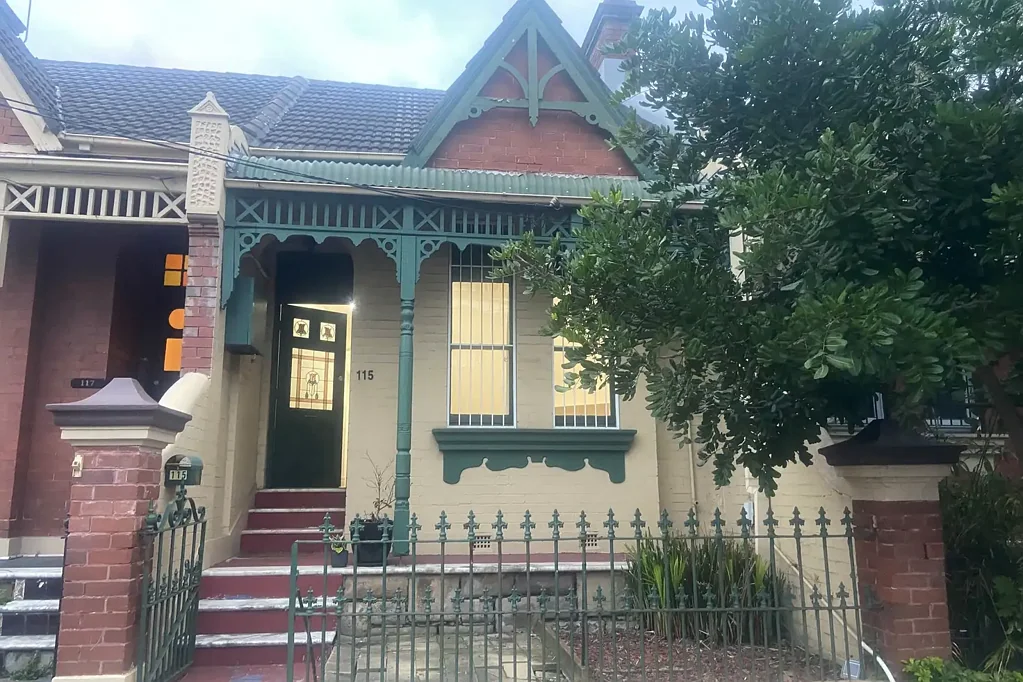 SUPERB VALUE! The LOWEST PRICED 3 BEDROOM HOUSE in Bondi Junction PLUS it's RENOVATED and PLUS it's in a SOUGHT-AFTER LOCATION.