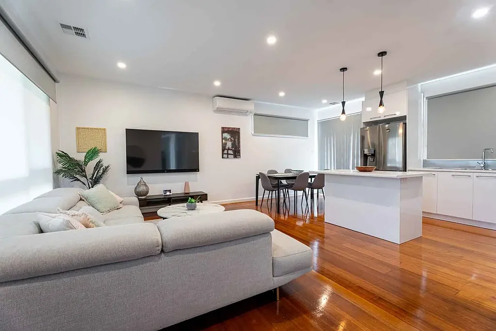 Hallam 3ਬੈੱਡਰੂਮ Fully Renovated Gem – Perfect for First Home Buyers or Savvy Investors!