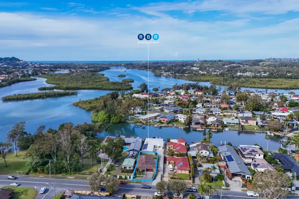 Tweed Heads West 4房  Modern Family Living in a Prime Tweed Heads West Location