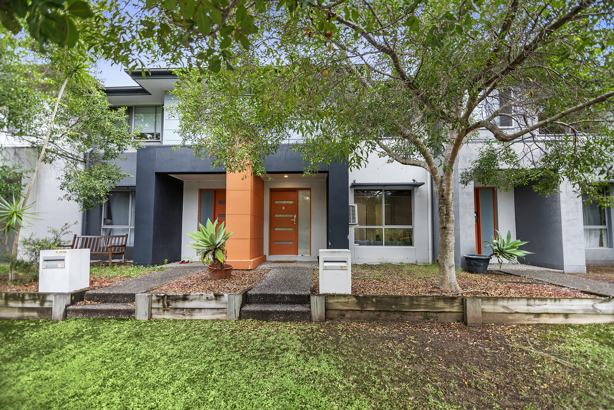 32 DENHAM CCT, WILLOW VALE QLD 4209, 0房, 0浴, Townhouse