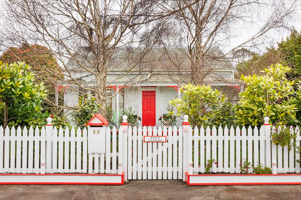Woodville 2房  Cute, Cosy & Full of Potential