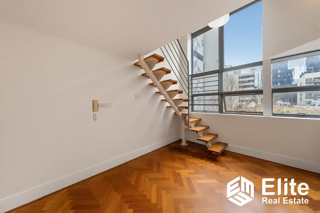 Loft-Style Unfurnished Apartment In Melbourne CBD